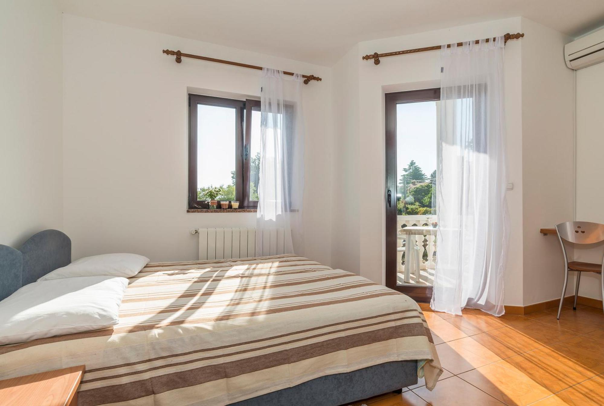 Apartments Vienna Zambratija  Bagian luar foto